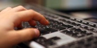 1260787_hand_on_keyboard